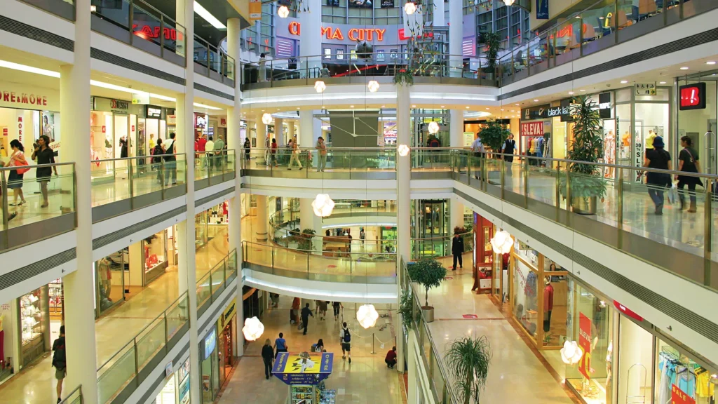 Retail space at Noida Mall